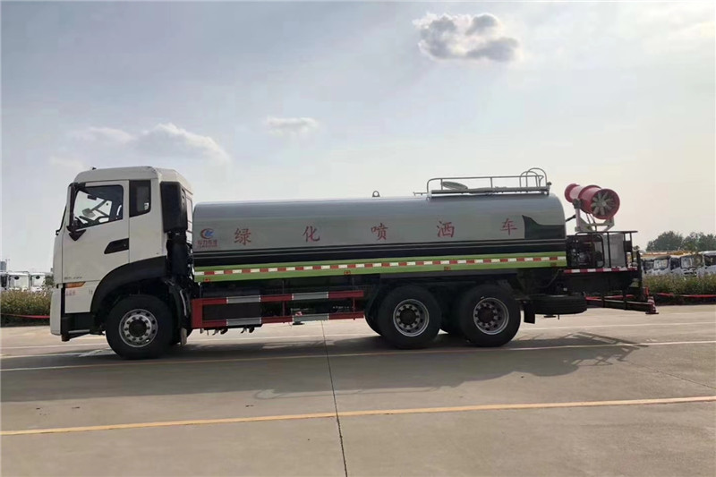 東風(fēng)天龍后八輪20噸噴霧車(chē)，國(guó)六綠化噴灑車(chē)